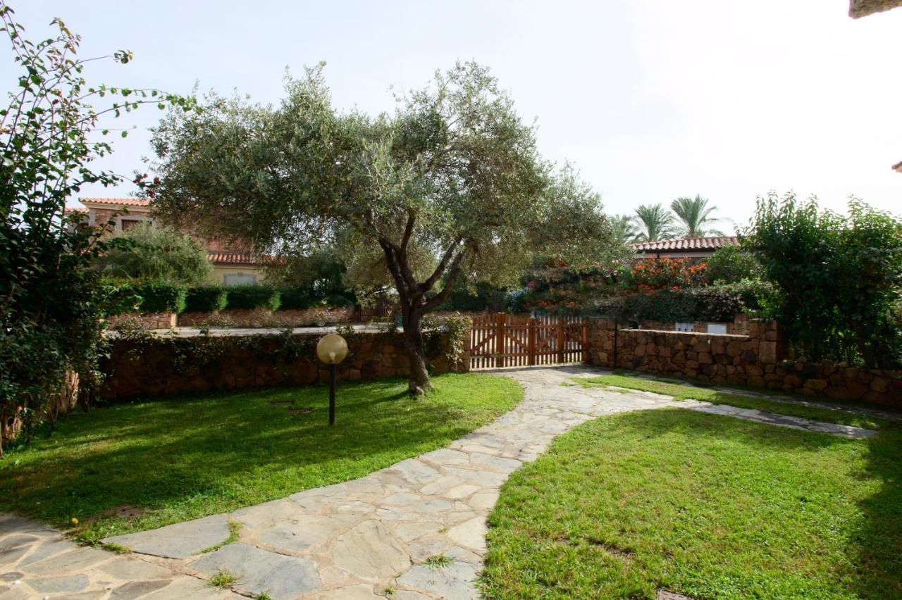 Ville Del Mar San Teodoro  Bagian luar foto
